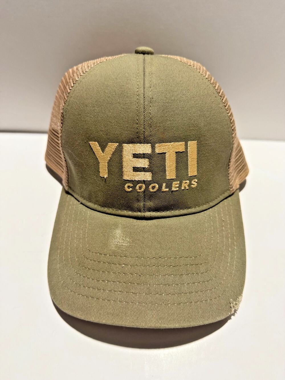 Yeti Coolers Mesh Snapback Trucker Hat Olive Green Adjustable Embroidered